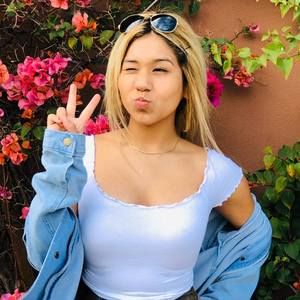 Meet your Posher, Sandy